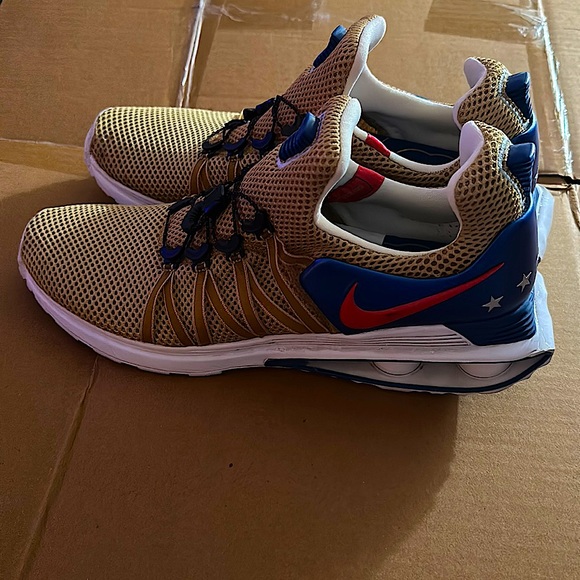 Nike Other - *SEND BEST OFFERS* Nike Shox Gravity USA World Cup AR1999-700